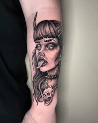 Lawrence INK Design & Tattoo Studio‎