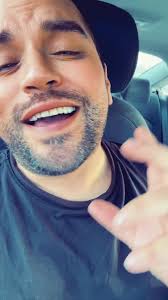 Vato Mamado En La Gasolinera