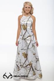 Pin By Allisha Lindsay On Camo Weddings Camo Wedding Dresses White Camo Wedding Dress Camouflage Wedding Dresses