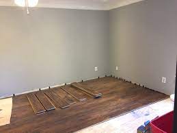Installing Laminate Flooring Diy Bonus Room Makeover Laminate Flooring Diy Installing Laminate Flooring Laminate Flooring