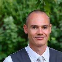 10+ "Adam Polyak" profiles