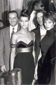 With robert mitchum, trevor howard, christopher jones, john mills. Gerald Marie Linda Evangelista Christy Turlington Versace Party 1990 Supermodels Linda Evangelista 90s Supermodels