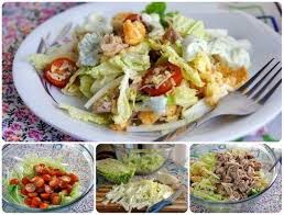салат цезарь рецепт с курицей и сухариками и помидорами Salat Cezar Iz Kuricy Ingredienty Kurinaya Grudka File Salat Pekinskij Syr Tverdogo Sorta Na Vash Vkus Suhariki Pomido Yizha Salati Zakuski