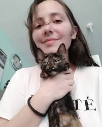 Sarah Monroy (@sarahdwm) • Instagram photos and videos