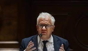 Eduardo arménio do nascimento cabrita (barreiro, 26 september 1961) is a portuguese legal professional and politician, acting as minister. Carro Que Transportava Ministro Eduardo Cabrita Mata Trabalhador Na A6 Portugal Correio Da Manha