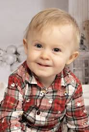 Death Notice Findlay (Inverurie) It is with great sadness that Alison and Robert  Findlay announce the very sudden passing of their beloved son Dylan, aged  22 months,