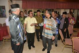 Yayasan pesara kerajaan's board of trustee datuk wira jalilah baba said foundation sees potential of the company's business model. Ahmad Razif Abd Rahman ×'×˜×•×•×™×˜×¨ Merasmikan Mesyuarat Agung Tahunan Persatuan Kontraktor Melayu Malaysia Negeri Terengganu Dan Seterusnya Ke Majlis Tautan Kasih Bersama Pesara Pesara Kerajaan Malaysia Negeri Terengganu Yayasan Pesara Malaysia Semoga