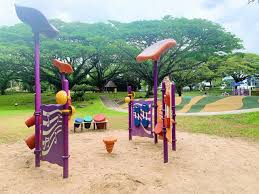 Pasir ris park maze is a great way to get unlimited pleasure for the lifetime. Pasir Ris Park Playground