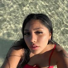 Valentina Silva (@valentina.silvaaaa) • Threads, Say more