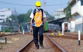 Maybe you would like to learn more about one of these? Profesi Vital Di Kai Mengenal Lebih Dekat Petugas Pemeriksa Jalur Ekonomi Bisnis Com