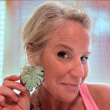 I want to give a big heartfelt Happy Birthday to Naheem Garcia. Naheem is a  phenomenal actor, inspiring mentor and a deeply soulful individual with a  wonderful sense of humor. I've had