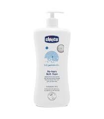 Happy mother smiling near toddler son in plastic baby bathtub. Shop Chicco Baby Moments No Tears Bath Foam 500ml