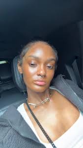 Female roommate wanted for apartment