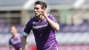 L'accordo con la fiorentina è stato raggiunto e adesso mancherebbe veramente poco per . Futuro Vlahovic Altro Che Juve La Frase Che Fa Infuriare I Tifosi Bianconeri Video