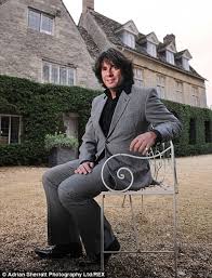 The world's population was 3,339,592,688 and there were an estimated 116,766,061 babies born throughout the world in 1965, lyndon b. No One Wants To Buy Laurence Llewelyn Bowen S 1 6million Mansion Daily Mail Online