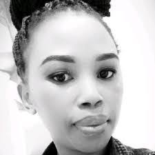 Karen Veitch's Instagram, Twitter & Facebook