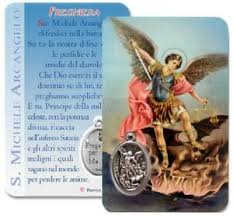 Dopo maria santissima, san michele arcangelo è la più gloriosa, la più potente creatura uscita dalle mani di dio. Santino San Michele Arcangelo Plastificato Con Preghiera Sul Retro Ebay