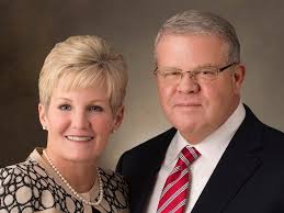 New mission presidents