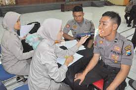 Jadwal pendaftaran bintara polri telah dibuka dari 19 maret hingga 1 april 2021. Mau Masuk Polisi Atau Tni Atau Polwan Atau Sekolah Kedinasan Cek Syarat Kesehatan Gigi Disini Its Time