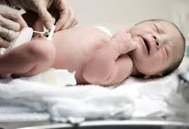 Parentsneed | this will guide you through umbilical cord care after stump falls off and umbilical you're probably hoping that the cord stump falls off soon. How To Clean Babies Belly Button After Umbilical Cord Falls Off Parentsneed