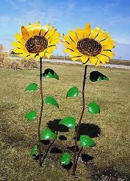 67 Recycled Metal Sunflower Garden Stake Yard Decor Lawn Ornament Can Flowers Tin Flowers Recycled Garden Decor