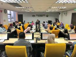 Tawaran ini dipelawa kepada rakyat malaysia yang berkelayakan serta memenuhi syarat syarikat, permohonan ini dibuat secara online atau atas talian di laman web jabatan pendidikan negeri pulau pinang. Majubersama On Twitter Kunjungan Rasmi Ke Jabatan Kesihatan Negeri Pulau Pinang Untuk Bertemu Pengurusan Tertinggi Negeri Yang Dipimpin Oleh Pengarah Kesihatan Dr Wan Mansor Pelbagai Program Dan Soal Pembangunan Infra Kesihatan Dibincangkan