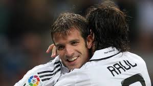 Todas las noticias sobre rafael van der vaart publicadas en el país. Van Der Vaart Hsv Ruckkehr Nicht Der Klugste Schritt Ibra Bei Ajax Eifersuchtig Transfermarkt