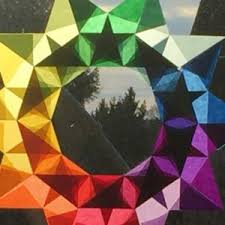 Fensterbild Transprent Waldorf Stern Funfstern Kreis Bund Regenbogen Regenbogenfarben Weihnachtsbasteln Fensterbilder Sterne