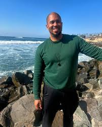 Aaron Devon King (@adevonking) • Instagram photos and videos