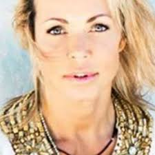 O que é feito de Elsa Raposo?