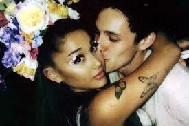 Una publicación compartida de ariana grande (@arianagrande). Sorpresa Ariana Grande Se Casa En Secreto