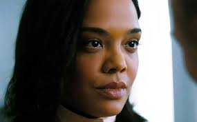 The Bat-Signal's Meaning Was Just Completely Reversed (And It's Beautiful)