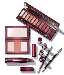 Forget the beauty industry, this is one of the biggest brands in the world, a global behemoth with haircare, skincare, and makeup lines. These Are The 25 Best Makeup Brands In 2021