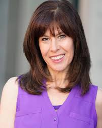 Jennifer Pyle's Instagram, Twitter & Facebook