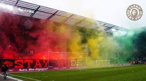 Um weitere infektionen zu vermeiden, greift der club im kampf gegen. Ultras Tifo Net St Pauli Holstein Kiel 25 02 2018 Facebook