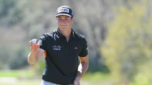 Viktor hovland winning the havemeyer trophy for the u.s. Hovland Golfer Des Monats Fur Februar The Portugal News
