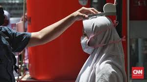 Stunting merupakan kondisi gagal pertumbuhan pada anak (pertumbuhan tubuh dan otak) akibat kekurangan gizi dalam waktu yang lama atau malnutrisi kronik. Cara Memantau Tinggi Dan Berat Badan Anak Cegah Stunting