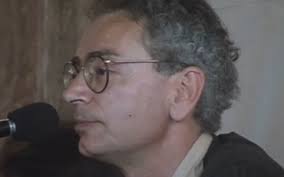 Il suo pseudonimo è un omaggio al musicista e attore lelio luttazzi. Vhgmm8jgxhd9mm