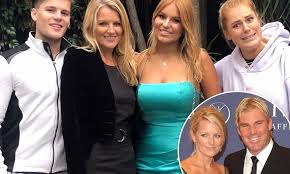 He is best known for his role as aidan connor in coronation street from 2015 to 2018. Shane Warne S Ex Simone Callahan 50 Snubs Him On Daughter S Birthday Daily Mail Online