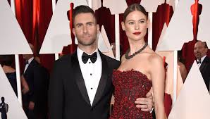 Behati prinsloo und adam levine sind seit 2014 verheiratet. Victoria S Secret Model Betrogen In Der Schwangerschaft Bunte De