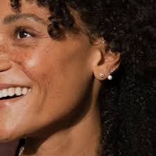 Daisy Ball Stud Earrings