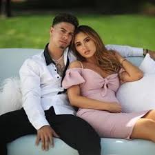 His youtube channel the ace family and having more than 5 million subscribers. 180 Austin Mcbroom Ideen Catherine Paiz Partnerlook Outfits Familienkleidung