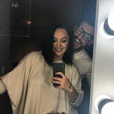 Türkiye'ye yerleşmiş ve tuğçe hn ile evlenmiştir. Danilo Zanna Ve Esi Tugce Demirbilek Arasindaki Yas Farki Hayrete Dusurdu Galeri Yeni Asir