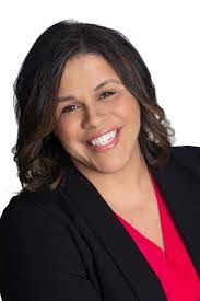 Hilary Diaz's Instagram, Twitter & Facebook