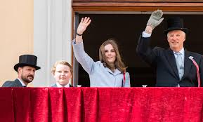 Her grandparents are queen sonja and king harald v of norway. Ingrid Alexandra Konfirmeres Slik Er Prinsessen Privat Vg
