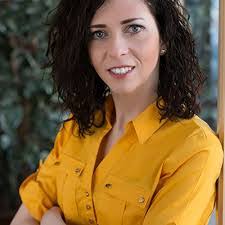 Avery Diaz's Instagram, Twitter & Facebook