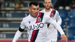 Beşiktaş dün takım arkadaşlarıyla vedalaşan gary medel'in bologna'ya transfer olduğunu açıkladı. Gary Medel Volvio A Ser Titular En El Bologna Pero Su Equipo Cayo Ante Sassuolo Y Sumo Su Tercera Derrota Seguida Emol Com
