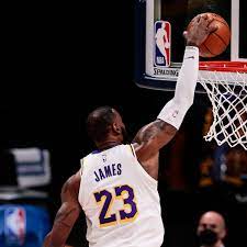 This isn't the first time a lebron james dunk has been captured in a photo that has to be seen to be believed. Lebron James Dunks From Free Throw Line Vs Nuggets Video Sports Illustrated