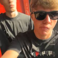 Stream Calum Bell music