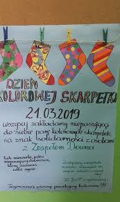 Skarpetki trekkingowe powinny być przewiewne i oddychające, z dodatkiem włókien antybakteryjnych, ponieważ po długim marszu noga może się zaparzy, co ułatwi rozwój drobnoustrojom. Dzien Kolorowej Skarpetki 21 03 2019 Szkola Podstawowa Im Marii Konopnickiej W Przystajni